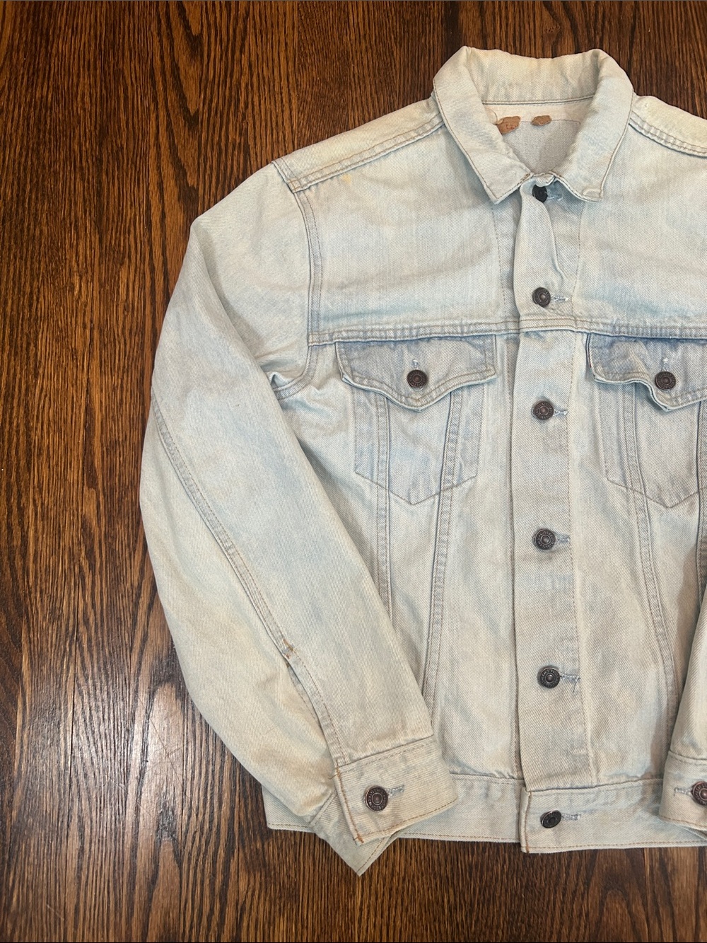 Vintage 90s Levi’s Bleached Denim Jean Jacket - Picture 3 of 16